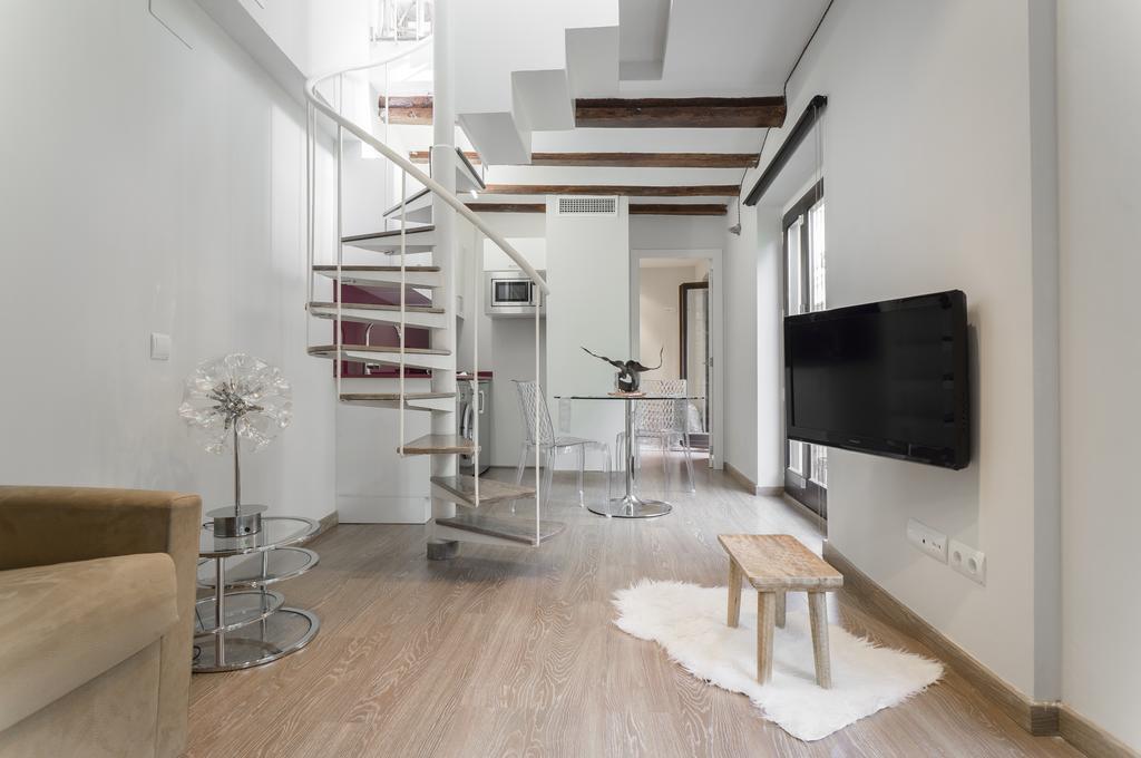 Kirei Apartment Sombrereria فالنسيا المظهر الخارجي الصورة